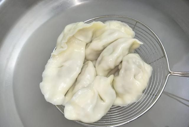饺子煮多久，生肉饺子煮多久才熟图14