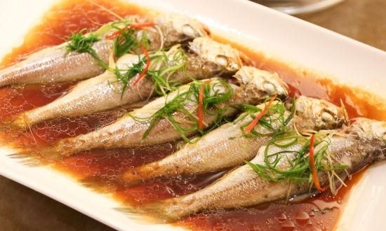 小黄鱼烧豆腐怎么做才好吃图2