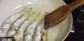 小黄鱼烧豆腐怎么做才好吃图16