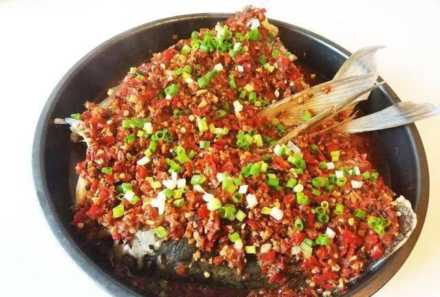 胖头鱼头的做法大全，炖胖头鱼头的做法大全窍门图3