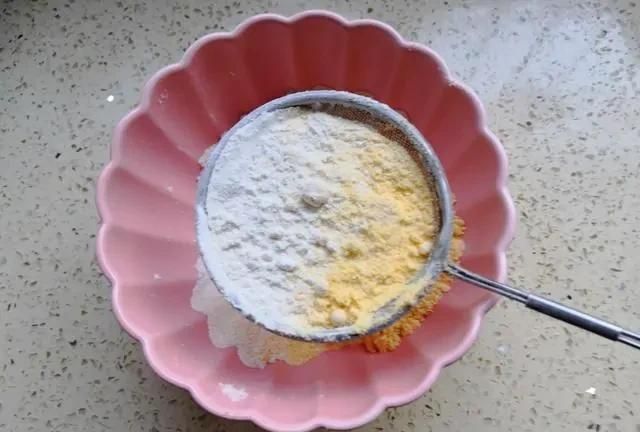 怎样烙饼好吃，怎么给宝宝烙饼怎么做又软又好吃图3