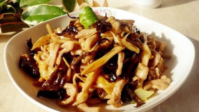 金针菜怎么吃，吃金针菜有什么好处图6