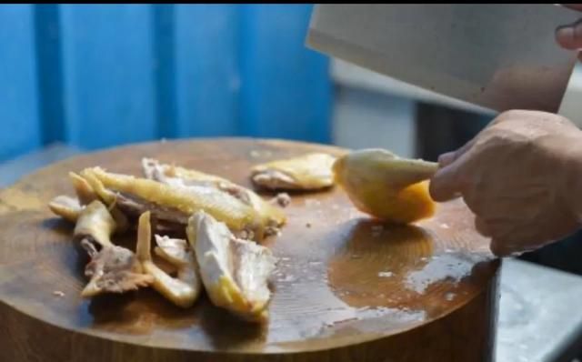 上海名菜白斩鸡是怎么做的小绍兴的白斩鸡有什么与众不同的地方图9