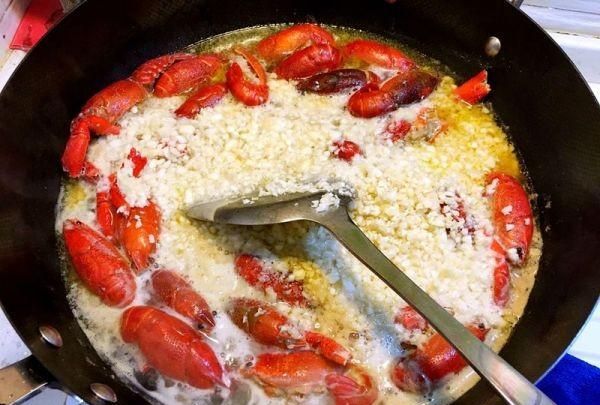蒜泥龙虾怎么做，蒜蓉小龙虾怎么做最好吃图3