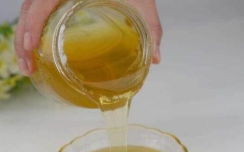 蜂蜜的作用与功效，蜂蜜的主要功效能治什么病
