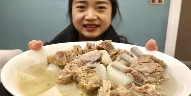 羊肉汤一般加什么调味料图1