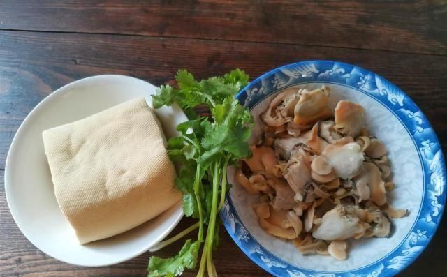 河蚌豆腐汤的做法，河蚌炖汤的做法大全图8