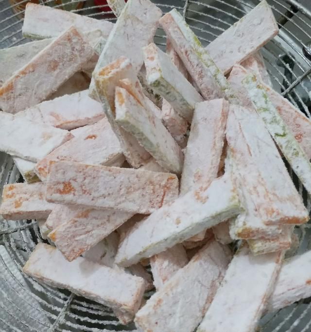 南瓜焗蛋黄怎么做图8