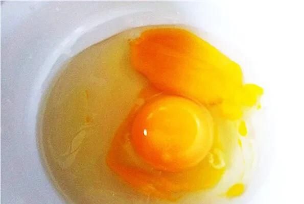 鸡蛋变质，鸡蛋在冰箱里可以保存多久不变质图8