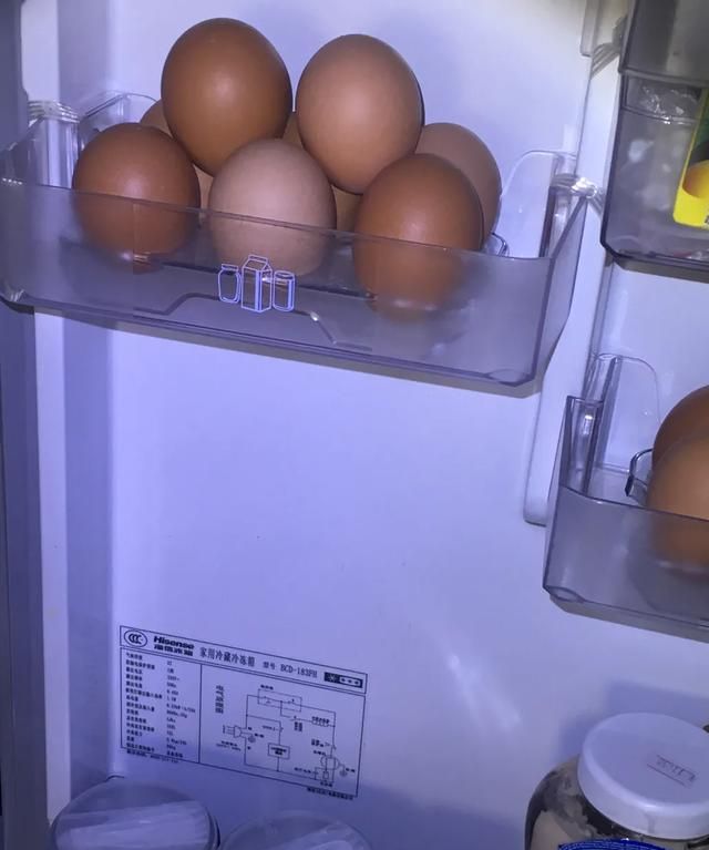 鸡蛋变质，鸡蛋在冰箱里可以保存多久不变质图12