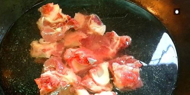 大骨头汤的做法，猪大骨头汤的做法大全图2