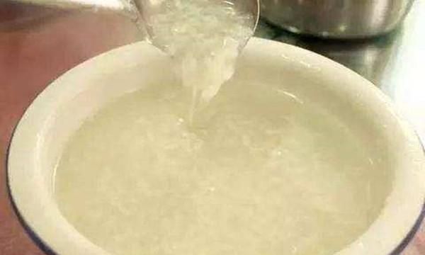 大家说说晚上都吃些什么饭大米饭，还是玉米粥，汤一类的饭图9