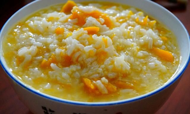 大家说说晚上都吃些什么饭大米饭，还是玉米粥，汤一类的饭图11