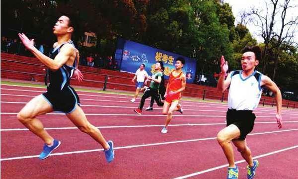 跑800米的技巧，800米跑步的技巧和注意事项图4