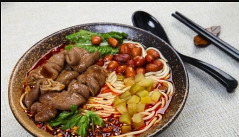 肥肠面的做法，四川肥肠面的肥肠料是怎么做的呢图7