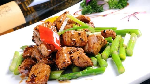 牛肉粒怎么烧好吃又嫩图6