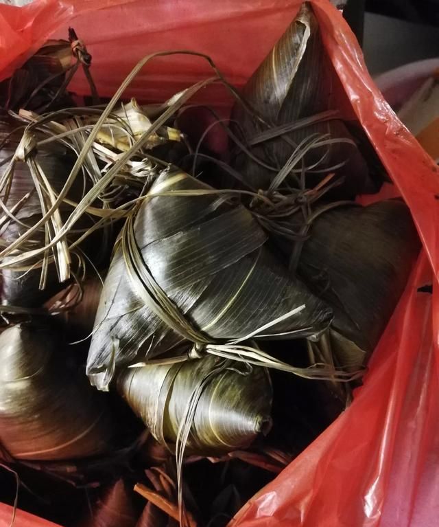 艾叶煮鸡蛋的功效与作用，端午节用艾叶煮鸡蛋的功效图4