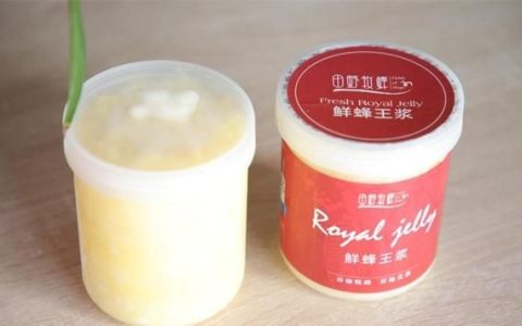 菠萝蜜的功效及禁忌，蜂王浆的作用与功效禁忌人群都有哪些