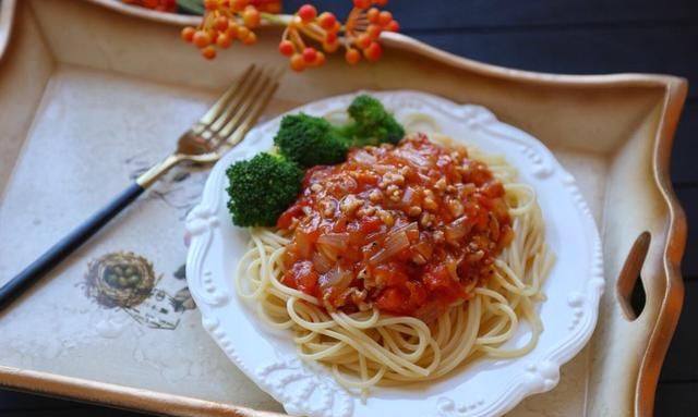 番茄意大利面的做法，如何自制美味番茄意大利面酱图1