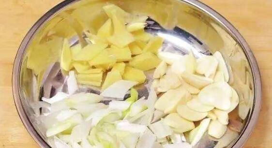 鸡腿怎么做好吃，鸡腿怎么做好吃又简单图6