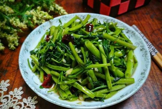 蒜泥空心菜，蒜蓉空心菜怎么做好吃图1