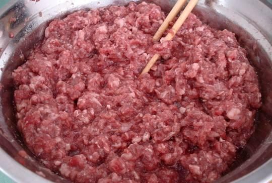 炸牛肉丸子的做法，炸牛肉丸子的制作方法及配方图6