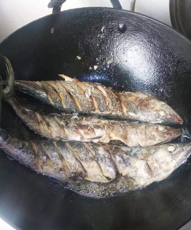红烧鲅鱼的做法，红烧鲅鱼怎么做才好吃图6