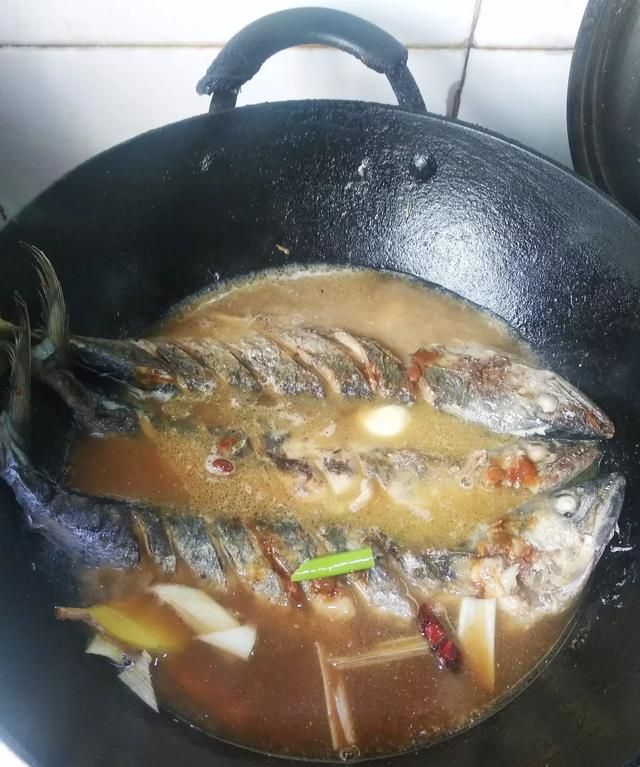 红烧鲅鱼的做法，红烧鲅鱼怎么做才好吃图8