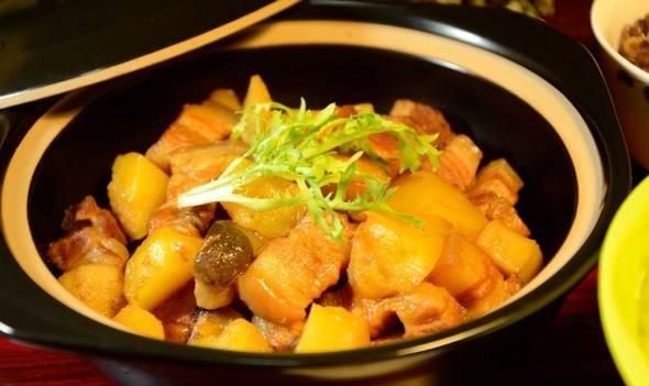 土豆烧肉的做法，咖喱土豆烧肉怎么做好吃窍门图1