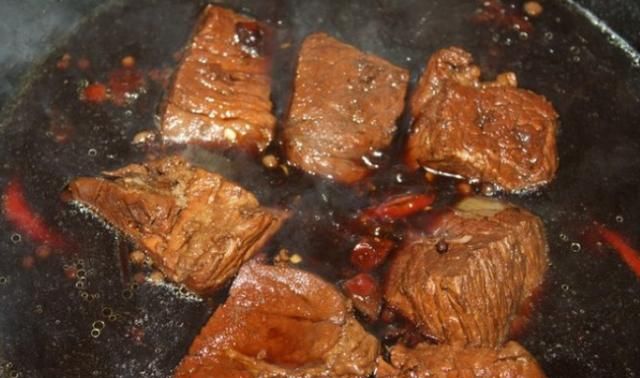 怎么做酱牛肉最好吃的做法图2