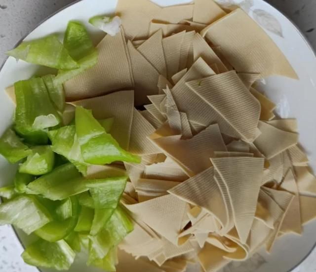 豆腐皮的做法大全，豆腐皮有多少种做法图2
