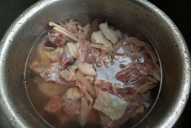 啤酒鸭怎么做才好吃呢视频教教我吧图4