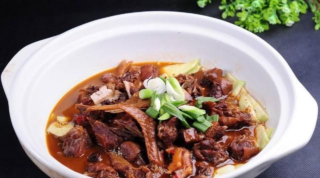 啤酒鸭怎么做才好吃呢视频教教我吧图13
