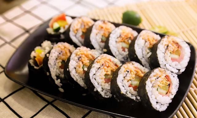 做寿司的材料，做寿司需要什么材料及食材图1