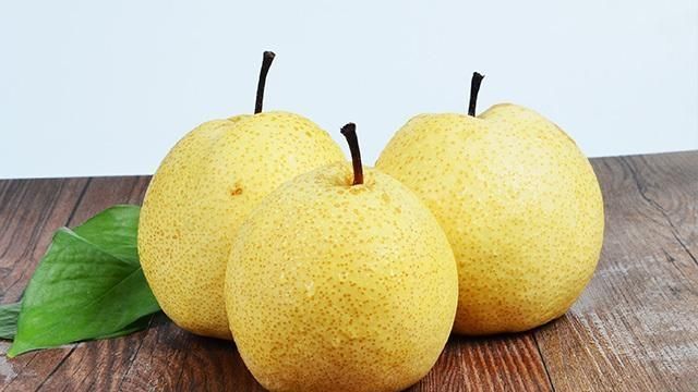 止咳梨水怎么煮，梨子水怎么煮止咳化痰图1