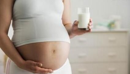 孕妇喝牛奶的好处，你知道怀孕期间坚持喝牛奶有何好处?图6