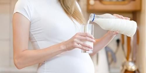 孕妇喝牛奶的好处，你知道怀孕期间坚持喝牛奶有何好处?图8