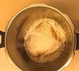 盐焗鸡怎么做出来黄的图10