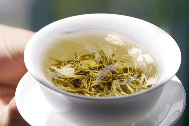 冲泡茉莉花茶的适宜水温是图16