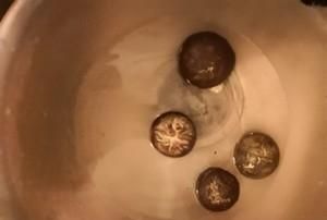 香菇青菜最正宗的做法图3