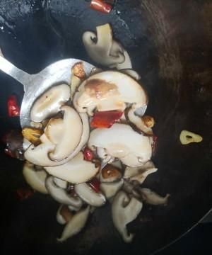 香菇青菜最正宗的做法图8