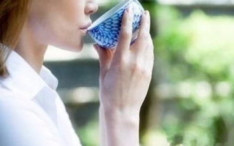 月经期可以喝茶吗，女人月经期间能喝茶吗