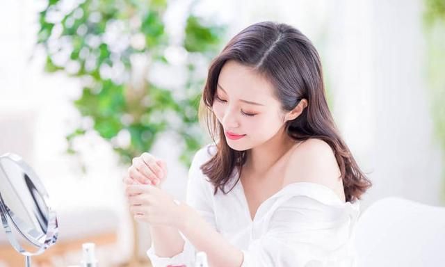 肤色不好，女人皮肤不好的原因图1