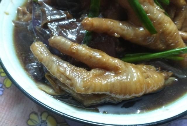 鸡爪怎么烧简单又好吃，鸡爪骨怎么烧比较好吃窍门图15
