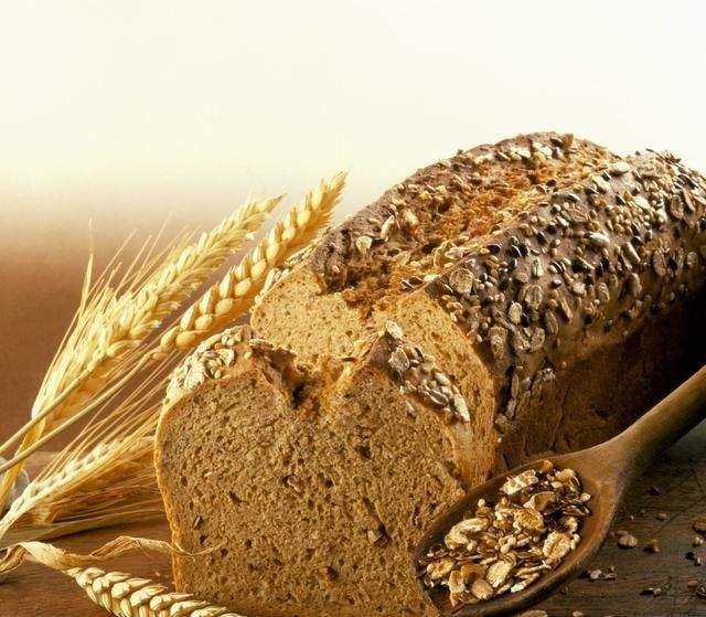 花卷热量，花卷比馒头热量低吗?全麦面包真的有助于减重吗图1