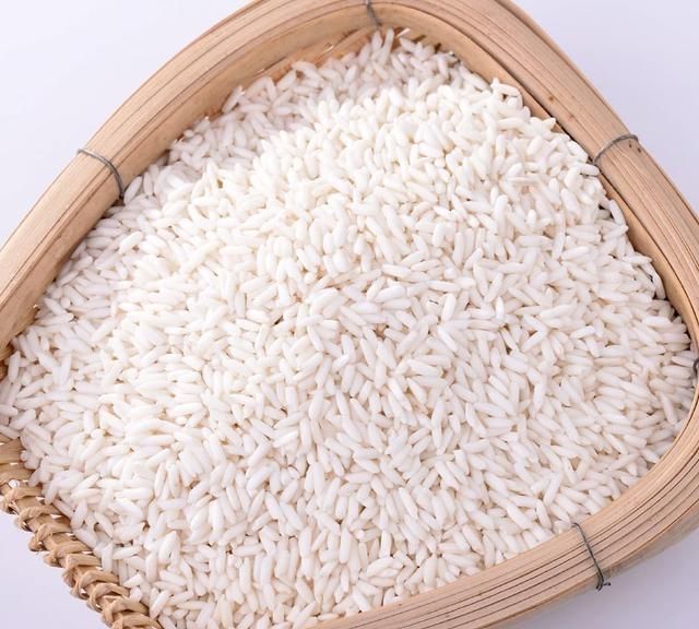 碱水粽子的做法，农村里的碱水粽子是怎么做的视频图4
