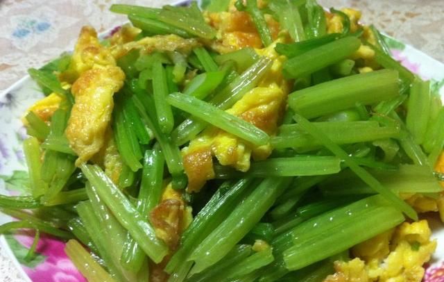 芹菜的做法大全，芹菜的10种家常吃法图2
