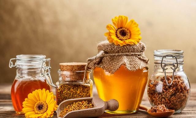 喝蜂蜜对胃有好处吗，蜂蜜对胃病有好处吗?为什么呢图5
