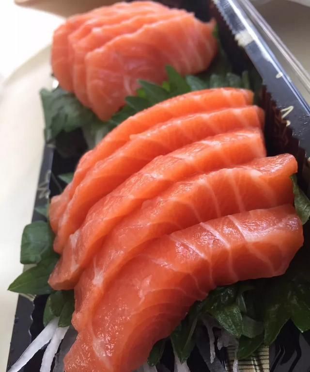 冷冻金枪鱼，冰冻金枪鱼块的做法图1