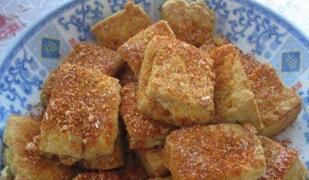 四方娱美食之中国特色小吃臭豆腐详细做法教程